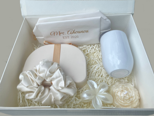 The Mrs. Classic Box